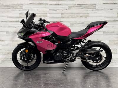 2018 Kawasaki Ninja 400  (+97466574363)