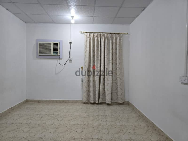 NO COMMISSION * 1 BHK @ MATAR QADEEM ( Old Airport ) FAMILY VILLA 0