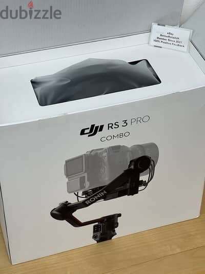 DJI - RS 3 Pro Combo 3 - Axis Gimbal Stabilizer