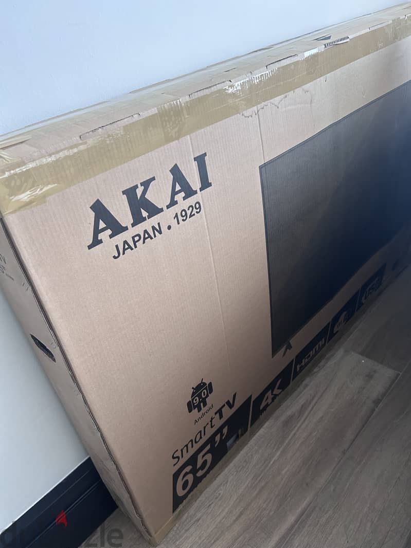 Smart Akai LED TV 65" 1