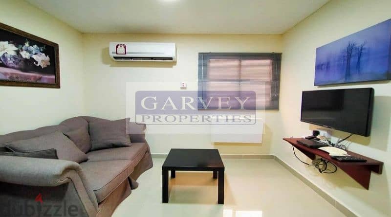 Fully Furnished Private  1 Bedroom Outhouse Near Villagio ! 0