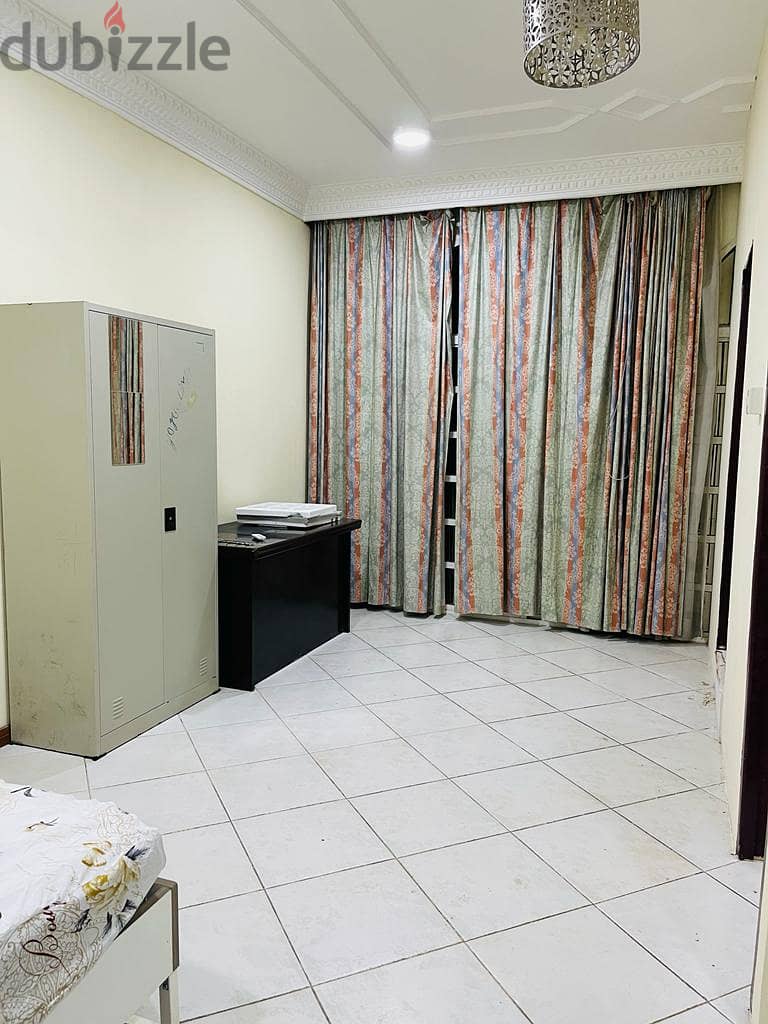 spacious furnished studio in Old Airport 3