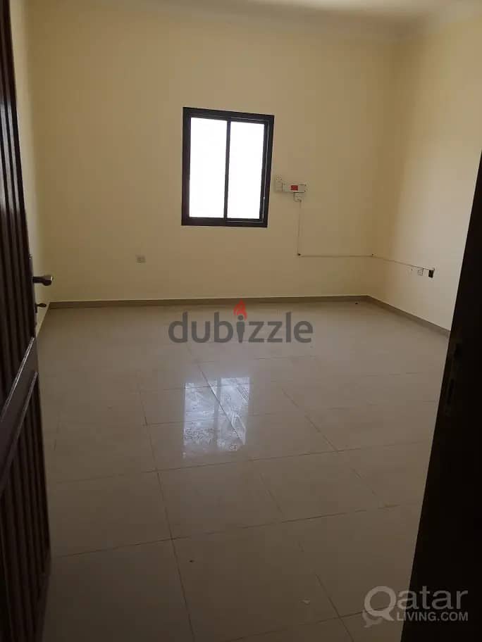 AL HILAL , NUAIJA - Family Villa Apartment ( Near Lulu Hyper Market ) 0