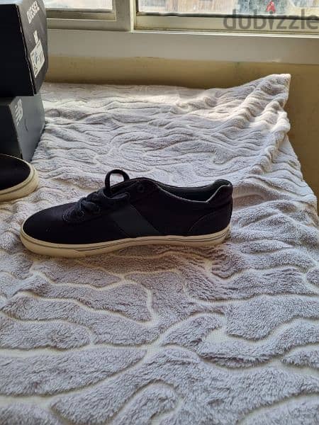 brand new polo ralph lauran sneakers for sale. only QR 200!! 5