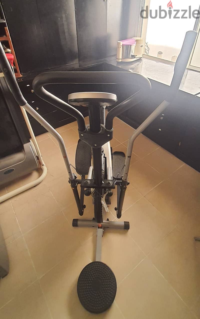 Elliptical Cross Traner ( Cycling equipment) 1