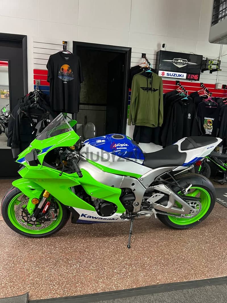 2024 kawasaki ninja ZX-10R (+97466574363) 1