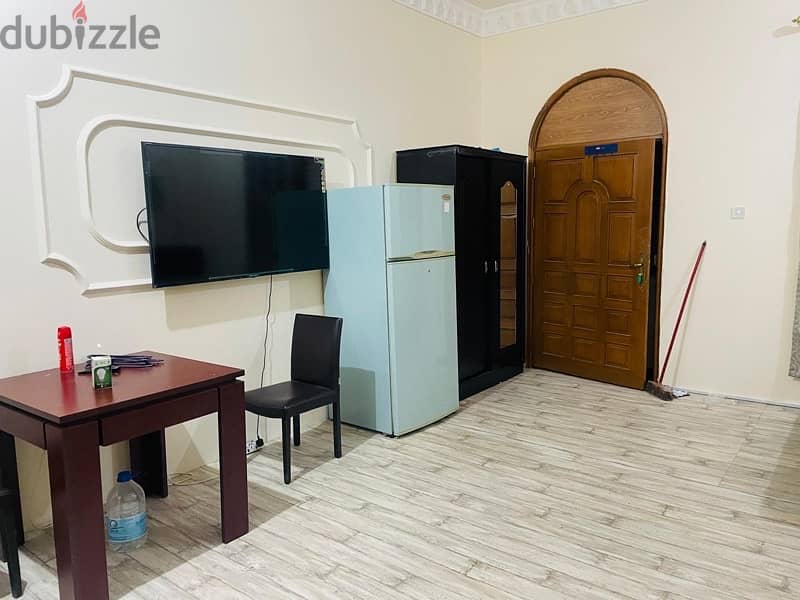 Furnished family studio at Aziziya 2