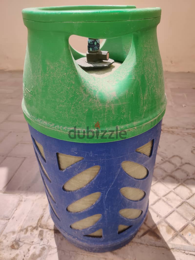 Gas cylinder for sale for 300 riyal 0