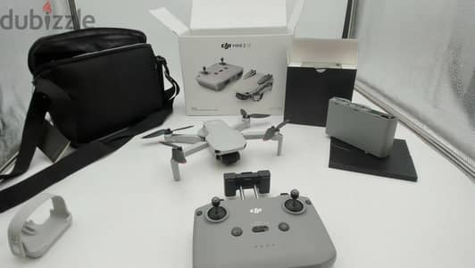 DJI - Mini 2 SE Fly More Combo Drone Remote Control