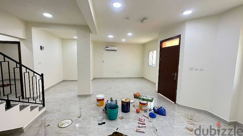 5 Bedroom + Maid Room Villa For Rent - Abuhamur 2