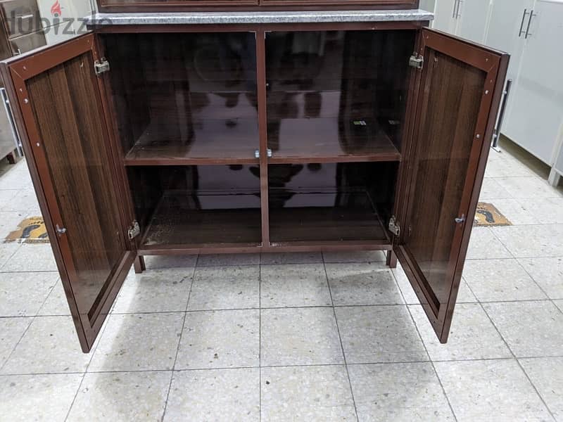 Kitchen cabinet making and selling 1