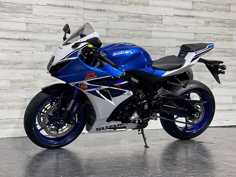 2024 suzuki GSX R1000R (+971561943867) 1