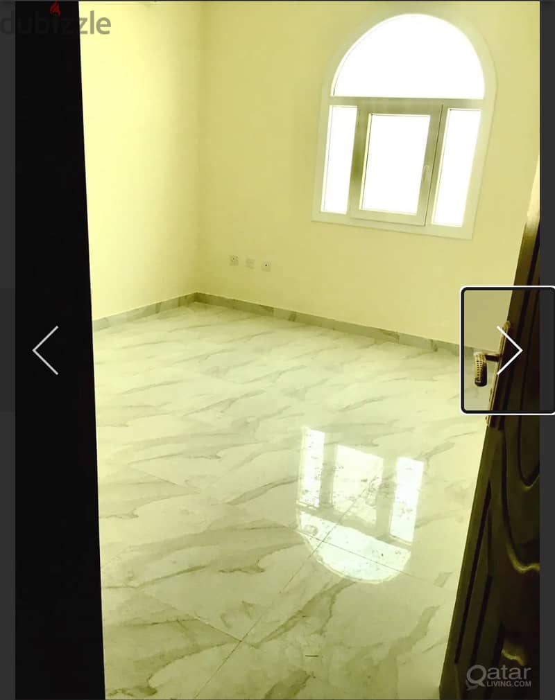 Unfurnished 5 bhk compound villa at muither 5