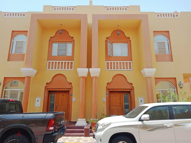 Unfurnished 5 bhk compound villa at muither 9