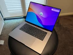 Apple Mac Book Pro 16" (2021) - M1 max, 1 TB SSD