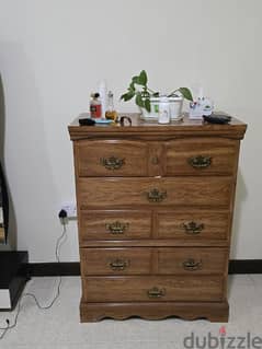 dressing table and cabinets 0