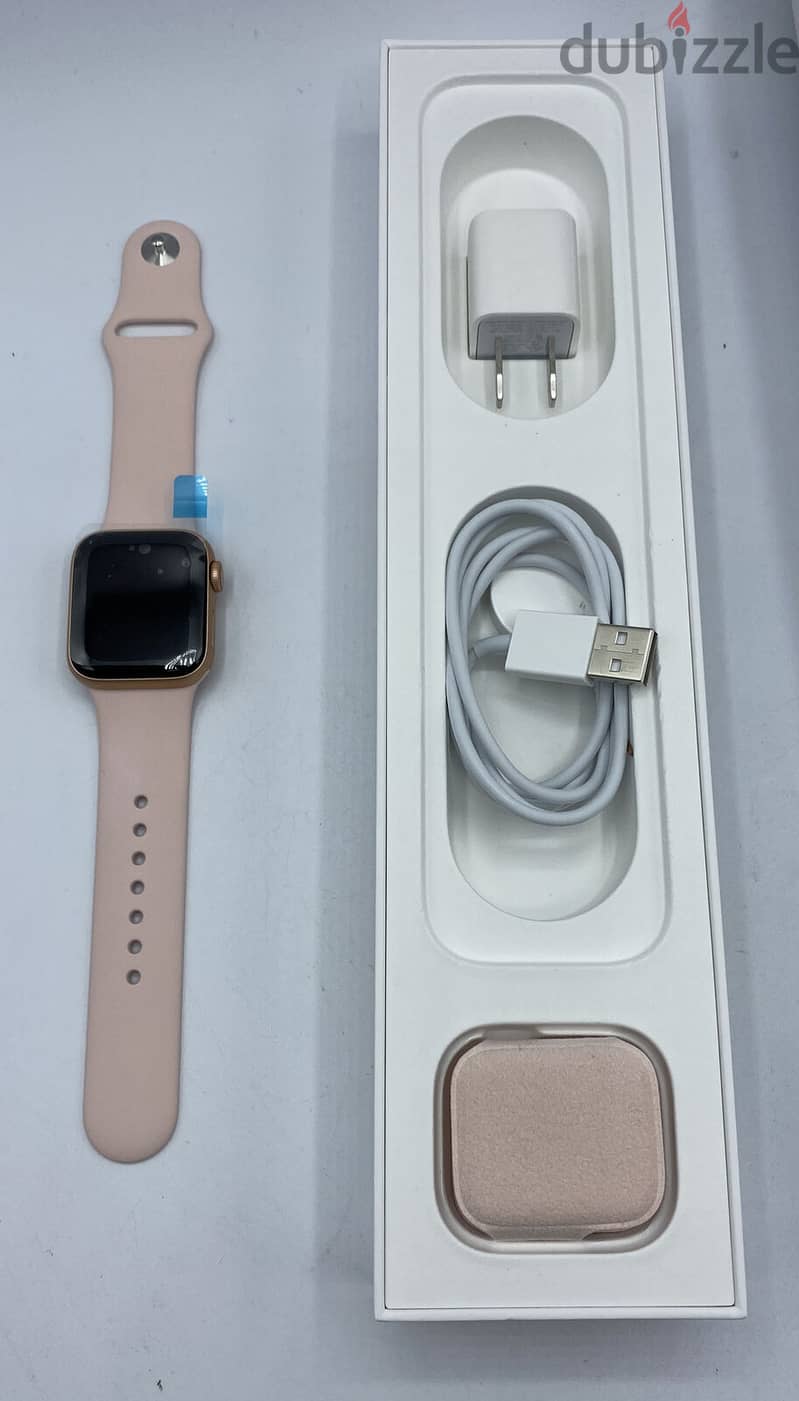 Apple Watch Series 7 - 41mm 45mm GPS Only & Cellular / Airpod 1