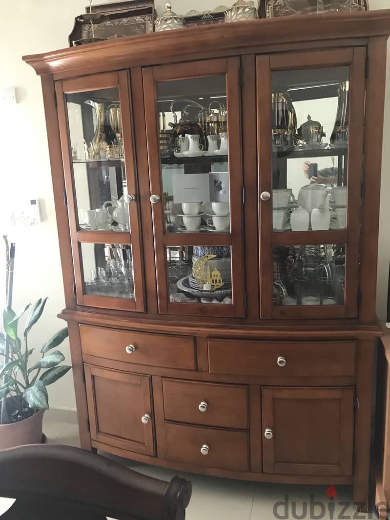 Furnitures in excellent condition 5