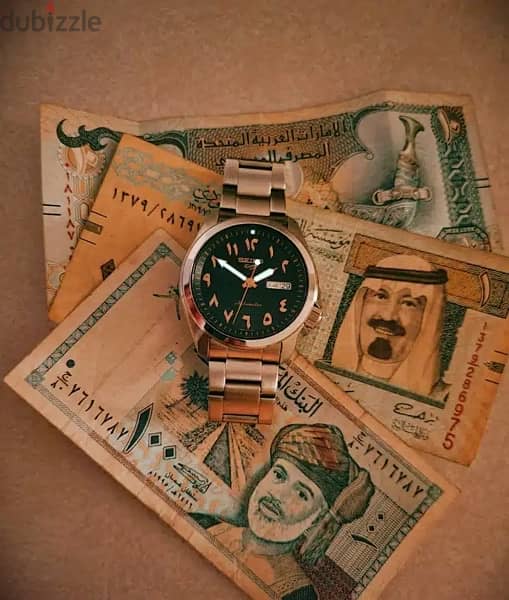 luxury Seiko green arabic dial automatic rare and prized 3