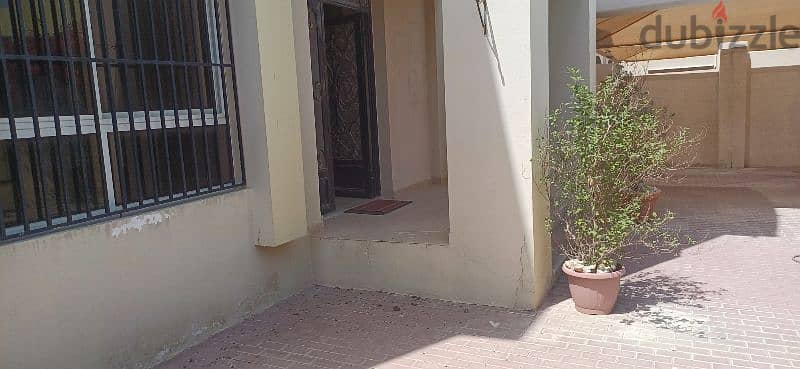 Standalone 5 B/R Villa with Garden near Khalifa Stadium 19