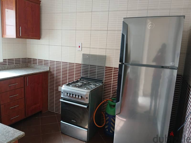 FURNISHED 2 BHK APARTMENT FOR RENT IN BIN OMRAN 5