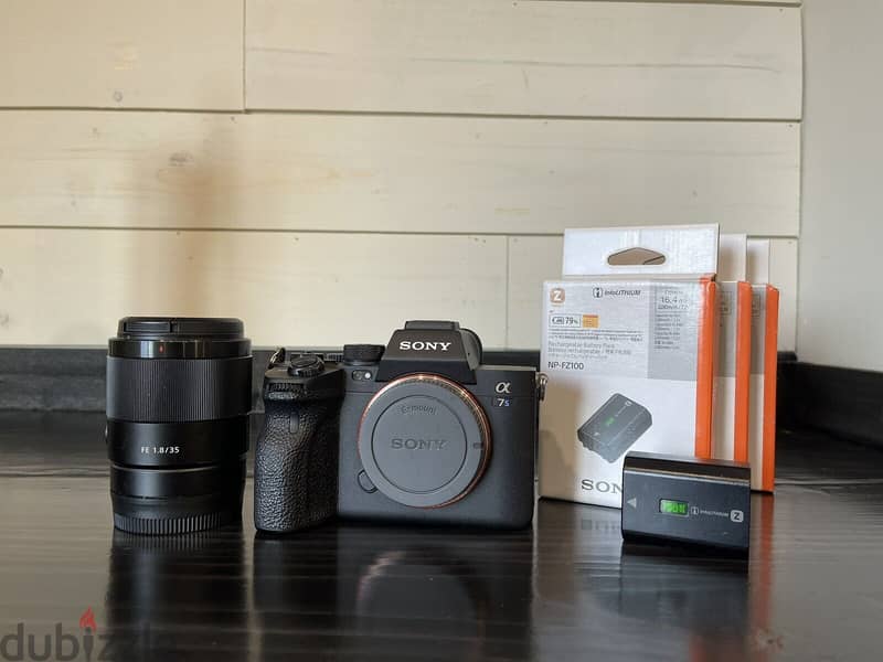 SONY A7 III ILCE-7M3 CAMERA BODY AND 28-70MM LENS SHUTTER 0