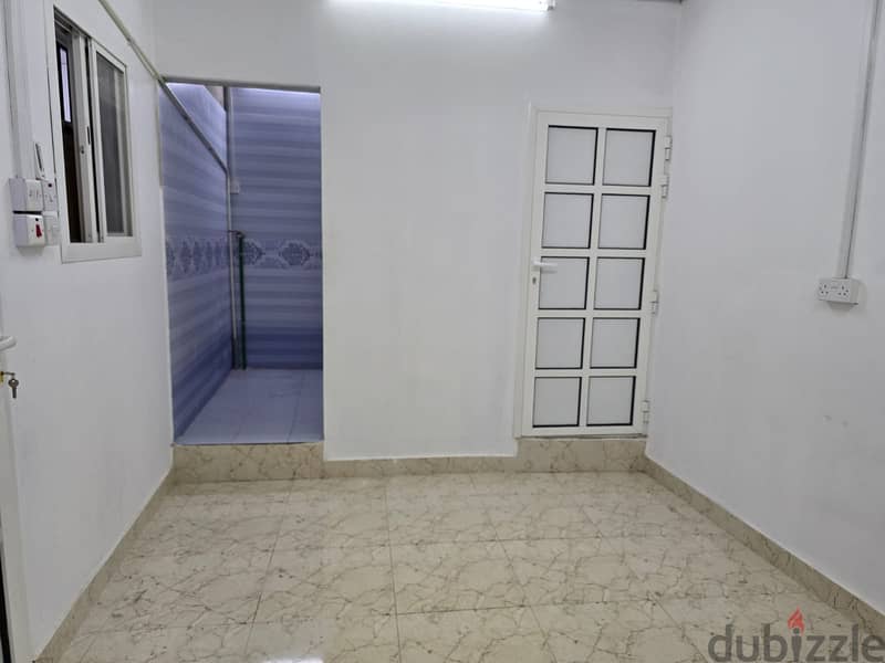 NO COMMISSION  1 BHK / MATAR QADEEM ( Old Airport ) 2