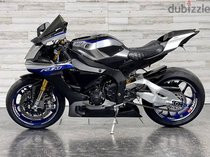 2017 Yamaha YZF R1M 1