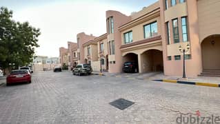 5 Bedroom Villa For family - Thumama