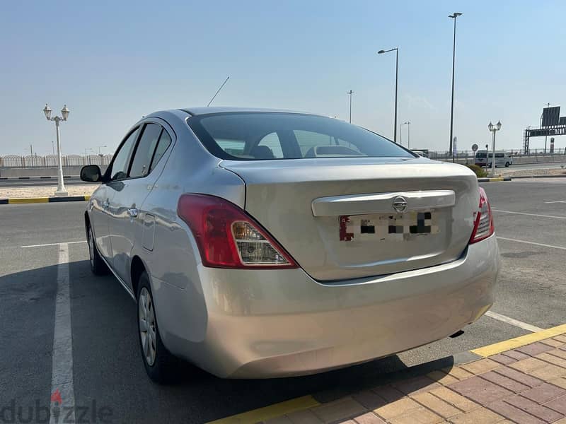 Nissan Sunny 2014 1