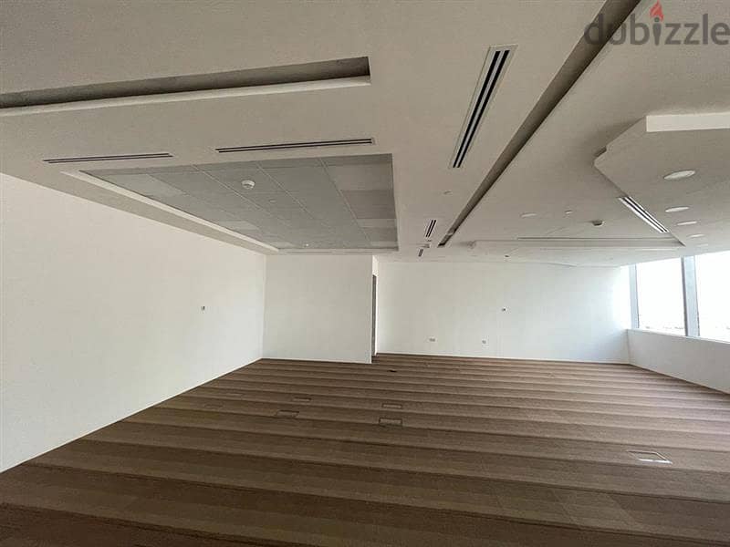 For Sale: Office Space in Lusail Marinaللبيع مكتب في لوسيل 8