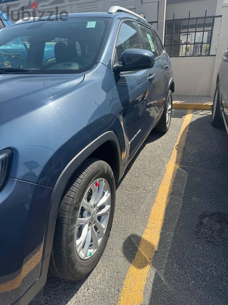 Jeep Cherokee 2020 Longitude 1