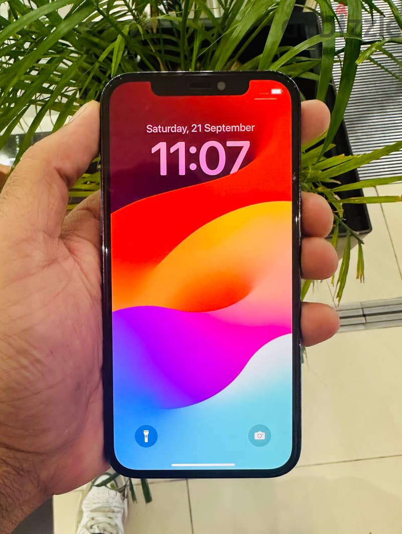 i phone 12 pro 256 gb blue colour 4