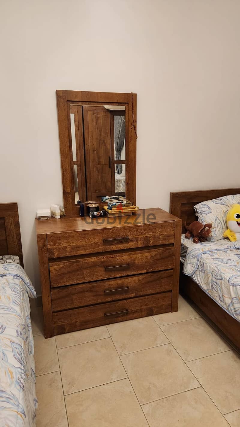 Full set bedroom furniture 1