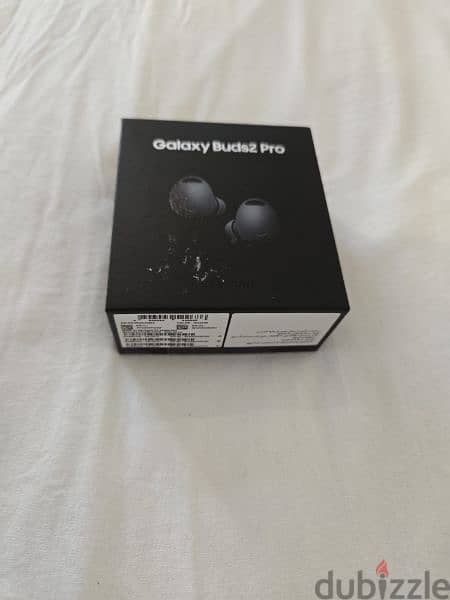 Sealed Package Samsung Buds2 pro 1