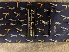 Ferragamo original tie - like new 0