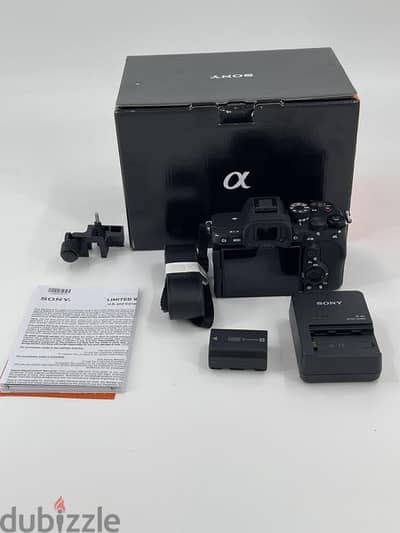 Sony - Alpha 7R IV Full-frame Mirrorless Interchangeable Lens Body On