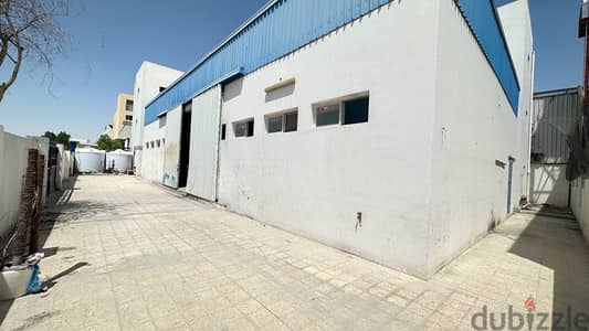 36 Room with 800 Garage For Rent