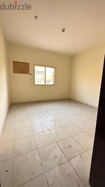 52 Room For Rent 1