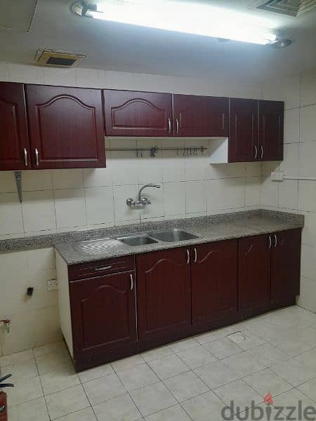 Spacious 3bhk in Fereej Al Nasr 4