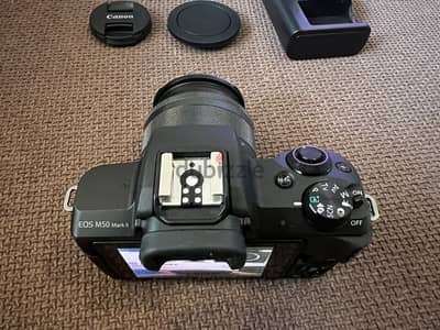 Canon E O S M 50 Mark II Mirrorless 15-45mm and 55-200mm Lenses