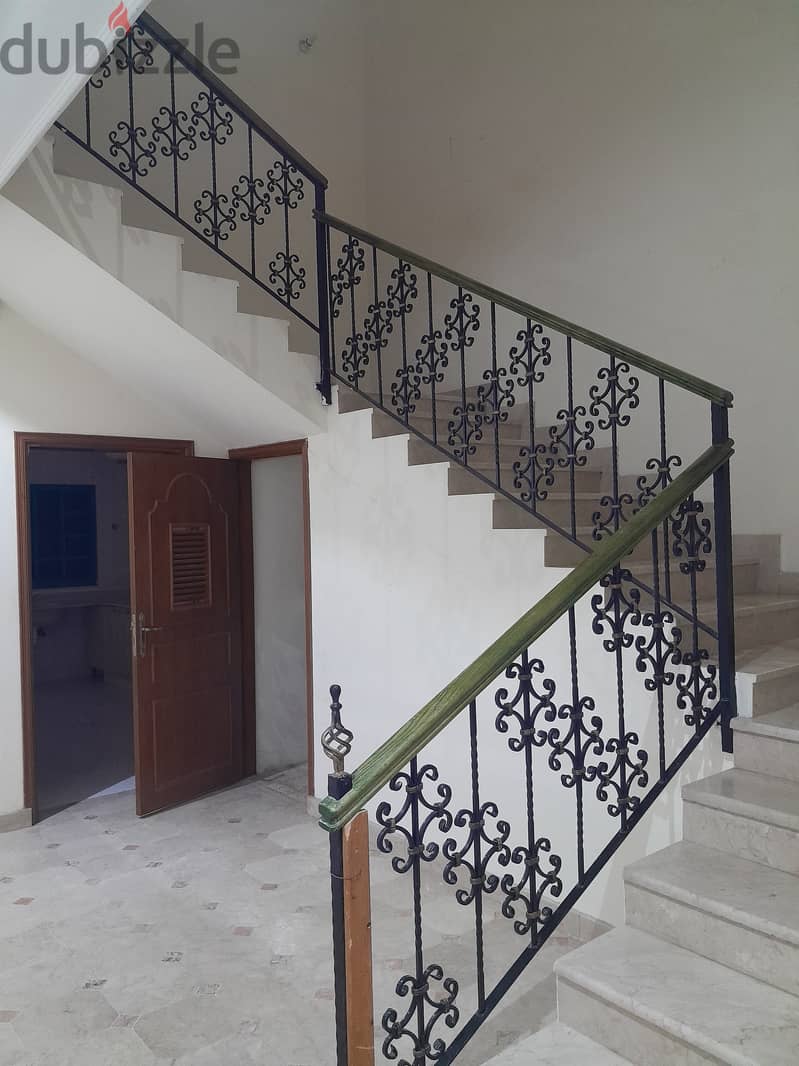 Standalone 4bhk villa in New Salata for FAMILY ONLY 5