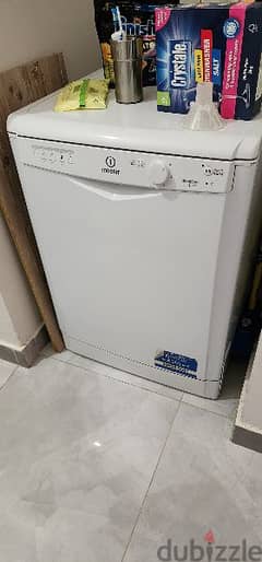 Dishwasher indesit in excellent condition