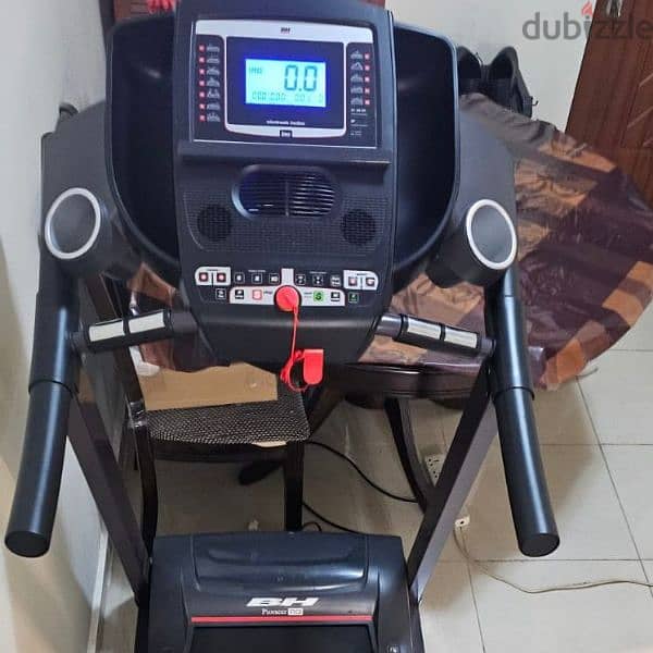 Treadmill in new condition, BH pioneer R3  series, 5