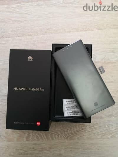 H u a w e i M a t e 3 0 Pro (5G) 8 GB / 128 GB