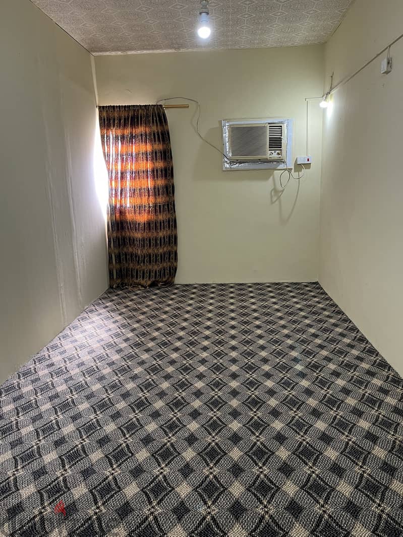 Spacious 1bhk accommodation available for rent 1