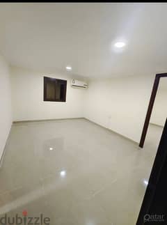 2 BHK  (3000 Qr)    555.40. 141 0