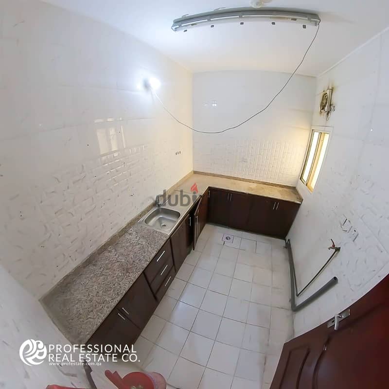 Unfurnished | 2 BHK Apartment in Bin Omran | Near Papa Johns 4