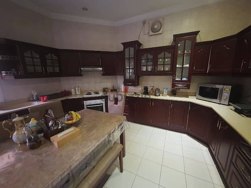 price dropped villa with private pool in Aldafna 10