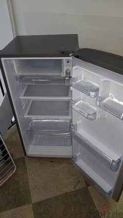 LG Refrigerator (Fridge) 0